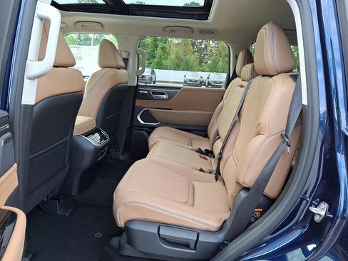 New 2026 INFINITI QX80 Luxe w/ Cargo Package image 7