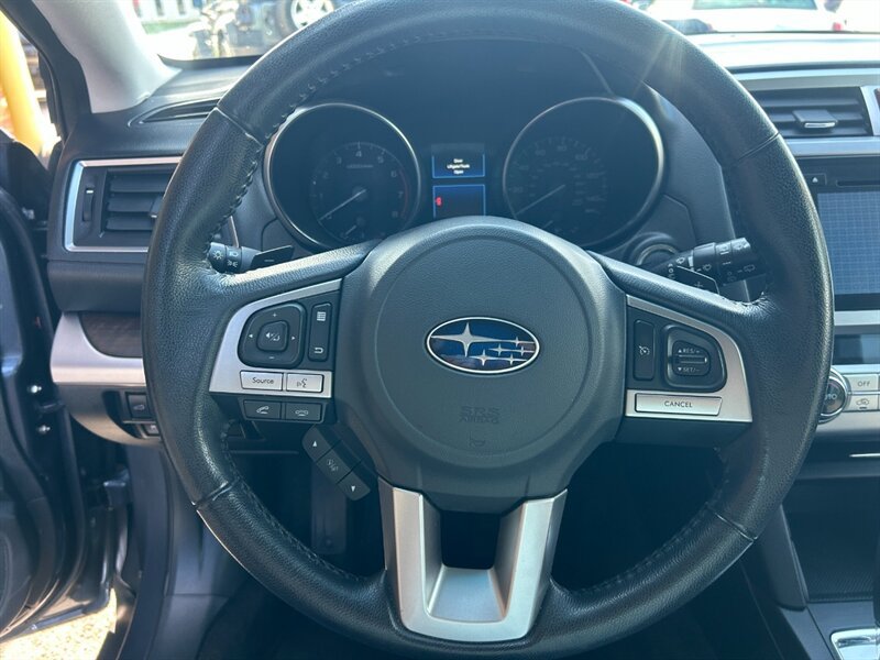 Used 2015 Subaru Outback 2.5i Limited AWD/4WD image 19