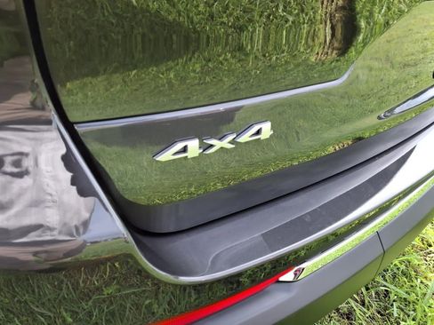 New 2025 Jeep Grand Cherokee L Limited w/ Luxury Tech Group II image 23