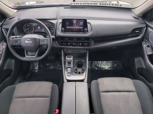Certified 2026 Nissan Rogue SV image 15