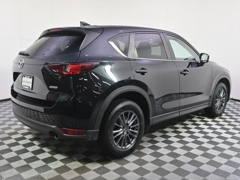 Used 2017 MAZDA CX-5 Touring w/ Preferred Equipment Package AWD/4WD image 7