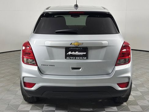 Used 2019 Chevrolet Trax LS w/ Tint and Cruise Package image 6