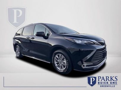 Used 2024 Toyota Sienna XLE