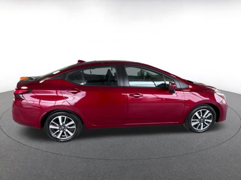 Used 2025 Nissan Versa SV image 21