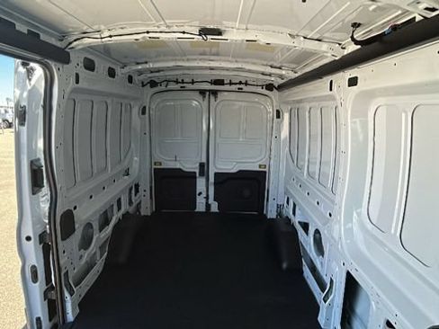 New 2026 Ford Transit 250 148 Medium Roof RWD image 13