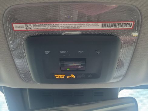 New 2026 Toyota Prius XSE Premium image 34