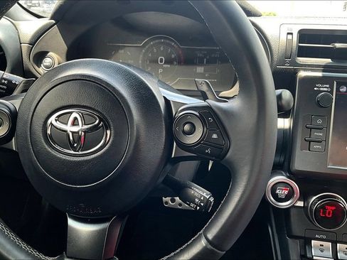 Used 2024 Toyota GR86 Premium RWD image 13