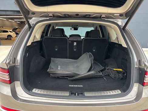 Used 2021 Genesis GV80 2.5T w/ Advanced Package 02 image 16