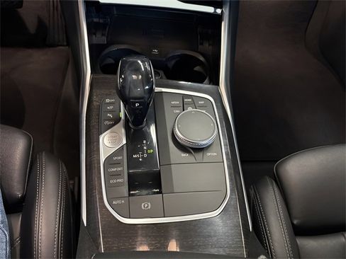 Used 2020 BMW 330i xDrive Sedan w/ Convenience Package image 17