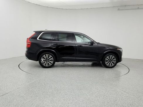 Used 2020 Volvo XC90 T6 Momentum image 4