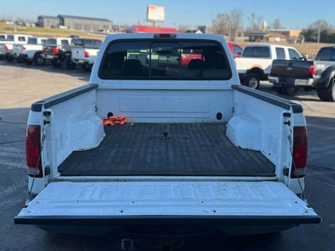 Used 2003 Ford F350 XLT image 11