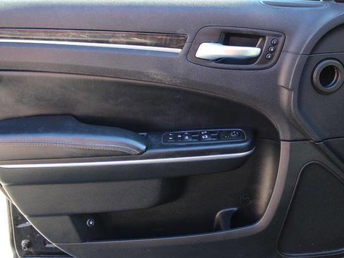Used 2015 Chrysler 300 C w/ Light Group image 12