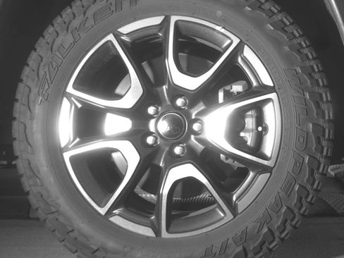 Used 2025 Jeep Compass Trailhawk image 13