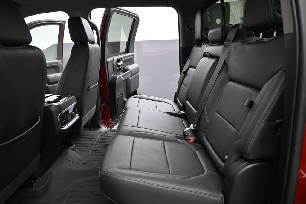 Used 2022 GMC Sierra 3500 SLT w/ SLT Convenience Package AWD/4WD image 21