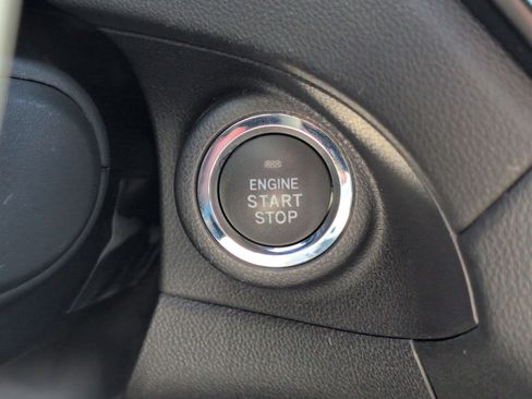 Used 2025 Subaru Ascent Bronze Edition image 19