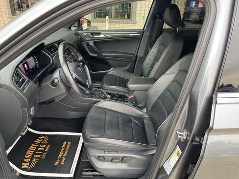 Used 2021 Volkswagen Tiguan SEL Premium R-Line image 22