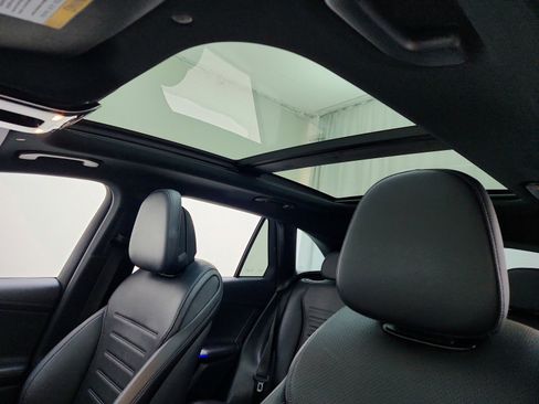 Certified 2023 Mercedes-Benz GLC 300 image 18