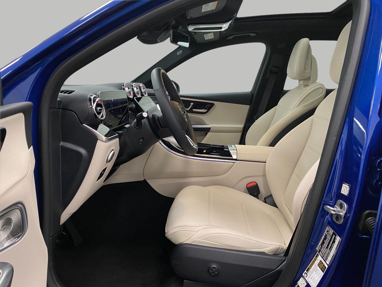 Certified 2026 Mercedes-Benz GLC 300 4MATIC image 28