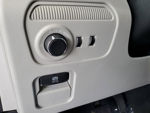 New 2026 Jeep Grand Wagoneer Limited AWD/4WD image 22