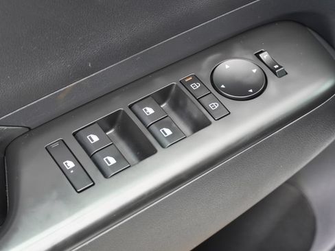 Used 2025 Hyundai Kona SEL FWD image 19