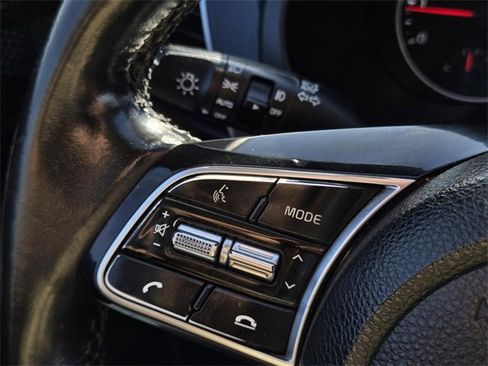 Used 2021 Kia Seltos S image 23