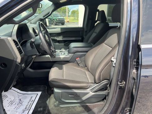 Used 2021 Ford Expedition XLT image 7