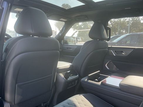 New 2026 INFINITI QX80 Autograph w/ Premium Cargo Package AWD/4WD image 29