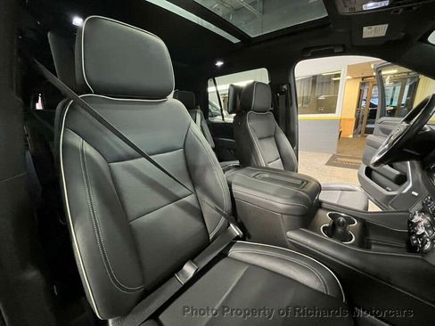 Used 2021 GMC Yukon SLT image 21