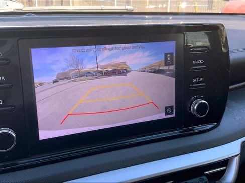 Used 2023 Kia K5 LXS image 29