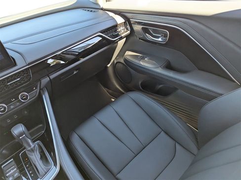 Certified 2025 Acura ADX FWD image 21