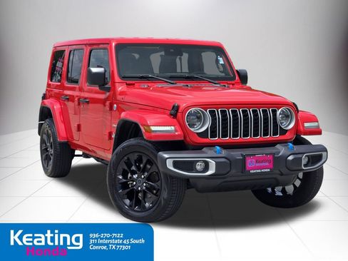 Used 2024 Jeep Wrangler Unlimited Sahara AWD/4WD image 3
