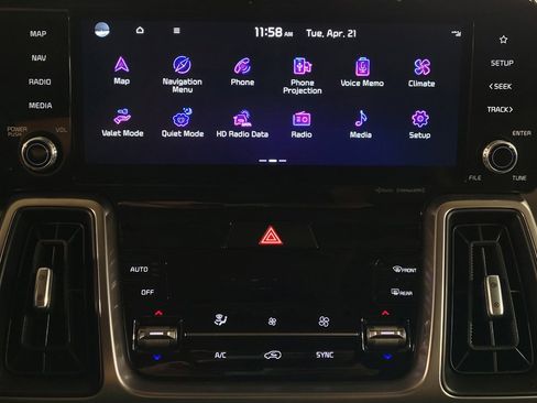 Used 2023 Kia Sorento S FWD image 25