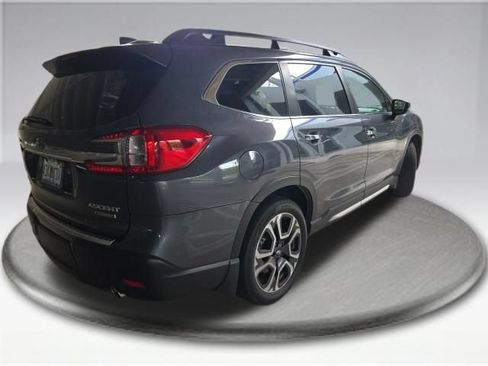 Used 2024 Subaru Ascent Touring AWD/4WD image 17