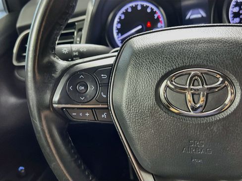 Used 2023 Toyota Camry SE FWD image 19