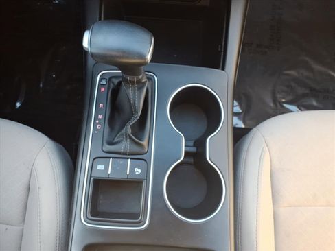 Used 2020 Kia Sorento LX w/ LX I4 Convenience Package image 13