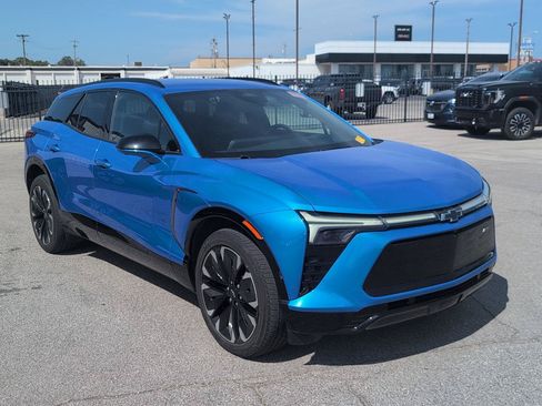 Used 2024 Chevrolet Blazer EV RS AWD/4WD image 2