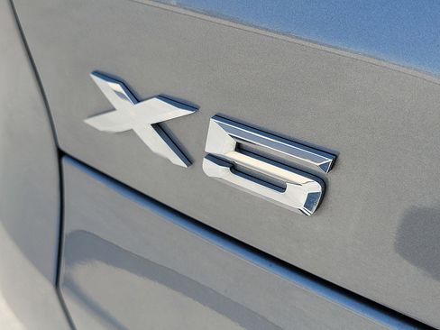 Used 2024 BMW X5 sDrive40i w/ Parking Assistance Package RWD image 7