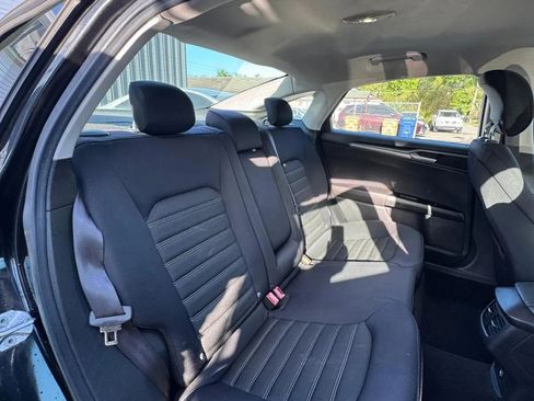 Used 2013 Ford Fusion SE image 15