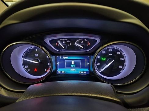 Used 2019 Buick Envision Essence image 13