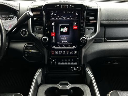 Used 2020 RAM 2500 Laramie AWD/4WD image 18