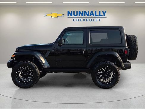 Used 2023 Jeep Wrangler Sport AWD/4WD image 2