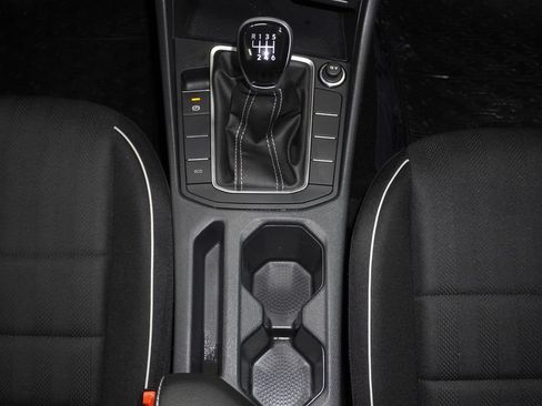 Used 2023 Volkswagen Jetta Sport FWD image 17