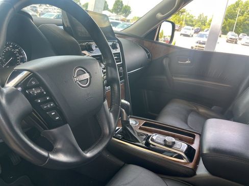 Used 2022 Nissan Armada SL RWD image 10