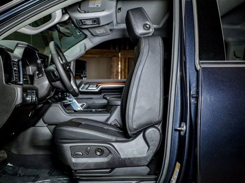 Used 2024 GMC Sierra 2500 Denali w/ Denali Reserve Package image 23