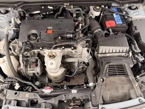 Certified 2024 Honda Civic Sport image 30
