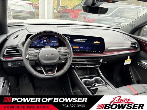 New 2026 Chevrolet Traverse RS w/ LPO, Floor Liner Package AWD/4WD image 6