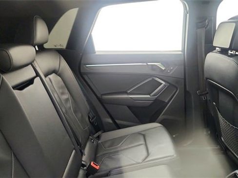 Used 2023 Audi Q3 2.0T Premium Plus w/ Premium Plus Package image 27