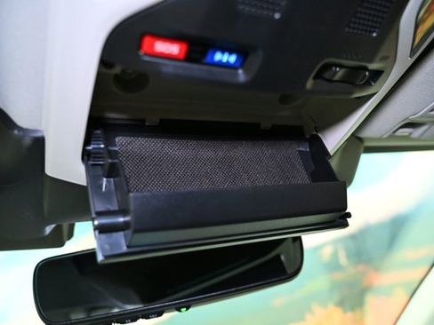 Used 2025 Subaru Outback Premium w/ Popular Package #1A image 45