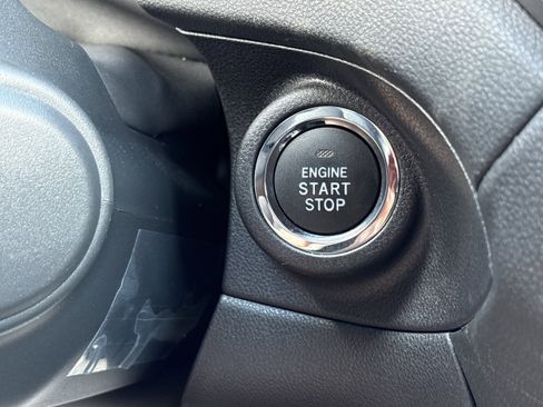 Used 2025 Subaru Ascent Premium image 18