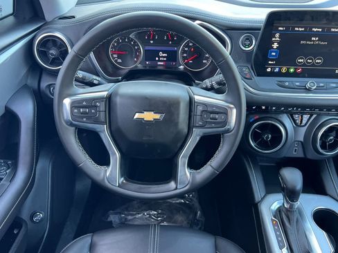 Used 2023 Chevrolet Blazer LT image 16